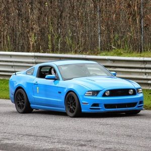 Meet your Posher, Derek