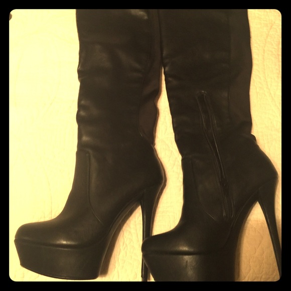 steve madden black boots..