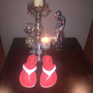 Nike memory foam flip flops