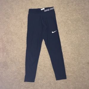 Girls medium dri fit leggings