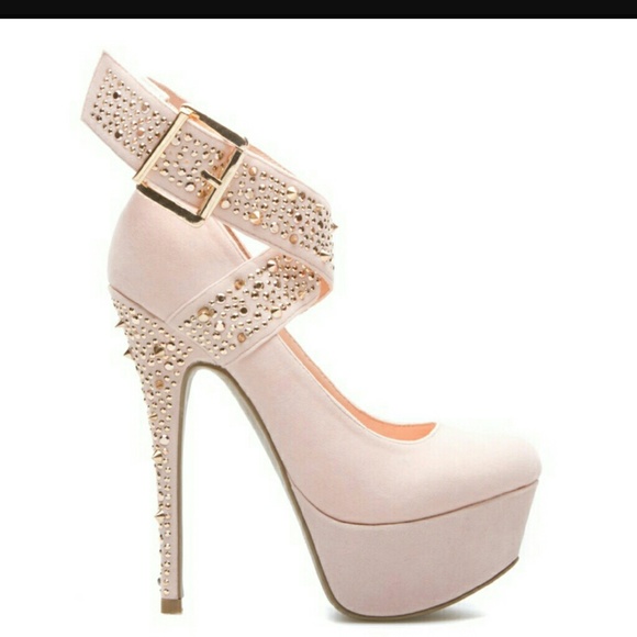 SALE!! Pink cassy!! Dazzle the girls!! - Picture 1 of 3