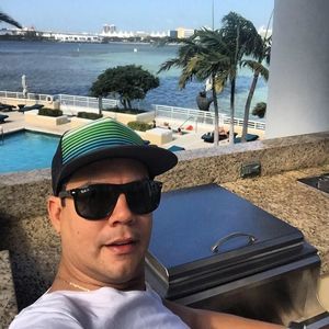 Meet your Posher, Frank