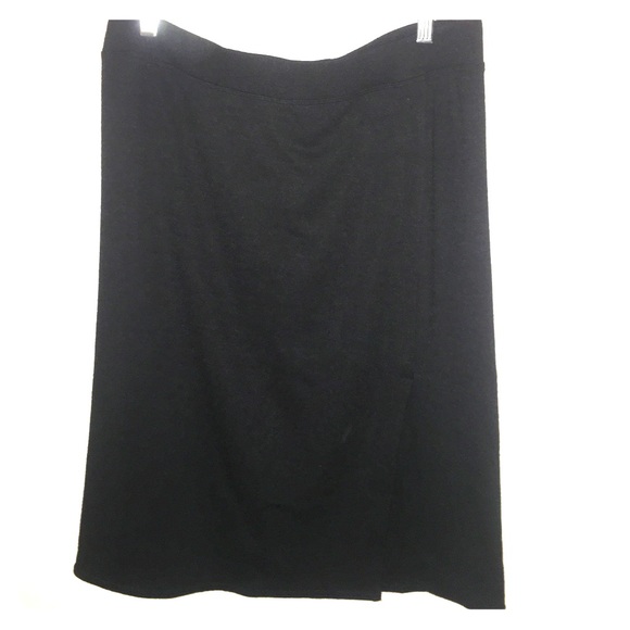 Soft spun marled pencil skirt