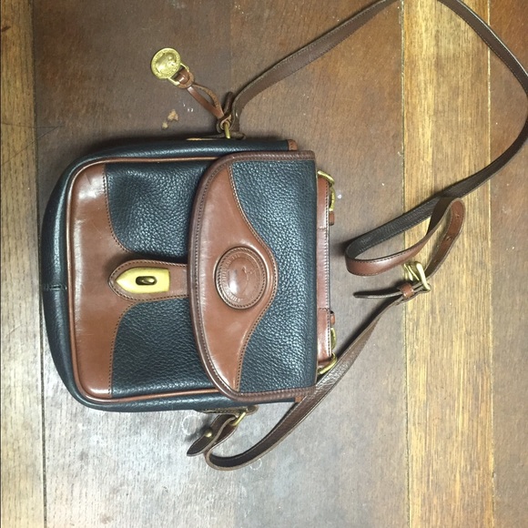 FLASHSALE! Vintage Dooney&Bourke Square Carrier