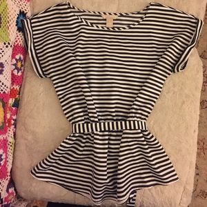 Banana Republic black and white striped shirt/top