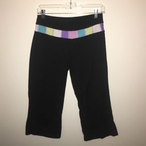 Cropped yoga pants