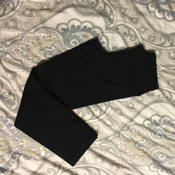 Lululemon wunder under crops