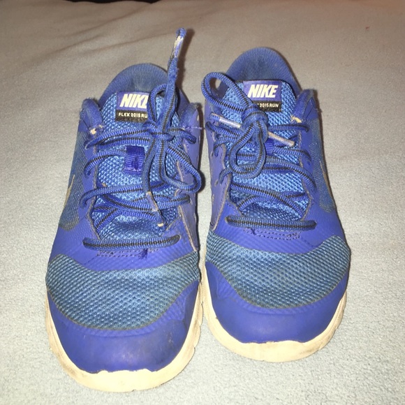 Shoes - Picture 2 of 4