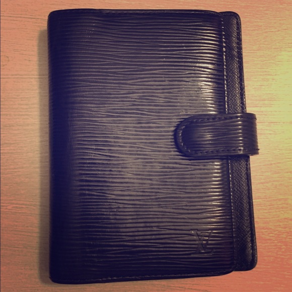 LOUIS VUITTON BLACK EPI AGENDA