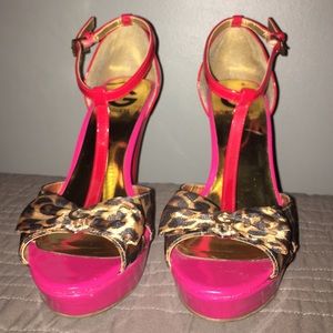 G by Guess Peep Toe Heels