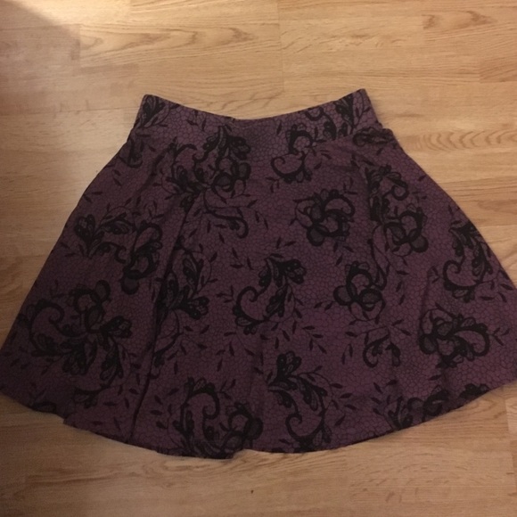 Urban Outfitters skirt - Picture 2 of 3