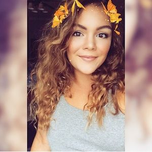 Meet your Posher, Madeline