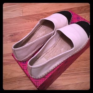 COLOR-BLOCK FLAT ESPADRILLES
