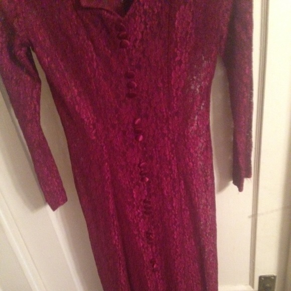 Sold - Picture 3 of 4