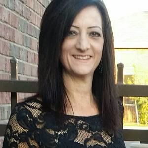 Meet your Posher, Marisa