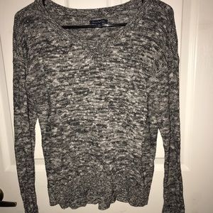 American Eagle sweater M