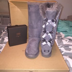 Tall Bailey Bow UGG