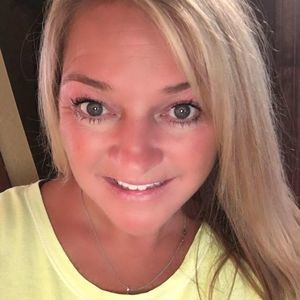 Meet your Posher, Rhonda