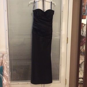 Bill Levkoff bridesmaid gown