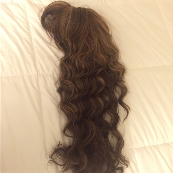Long wavy wig