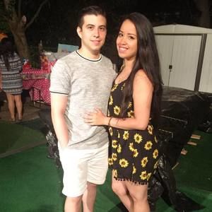 Meet your Posher, Elias