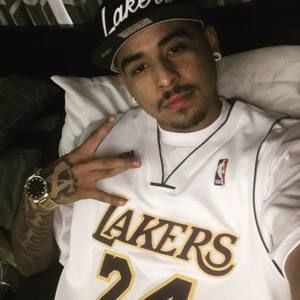 Meet your Posher, Ese