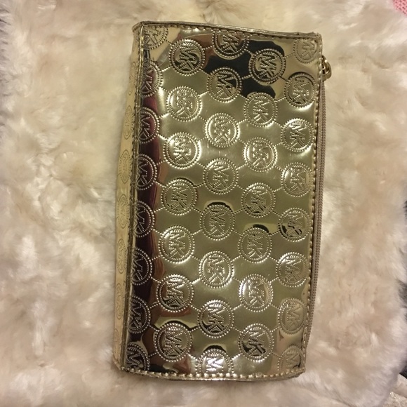 Michael Kors cosmetic bag
