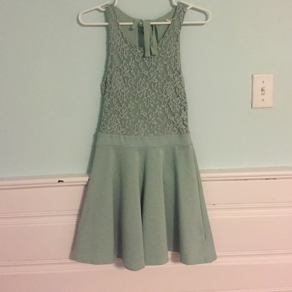 Blue dress - Picture 1 of 2