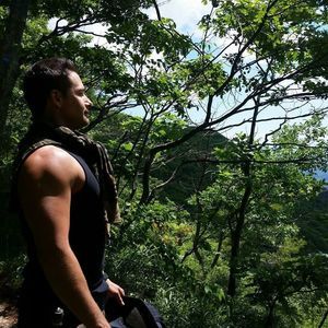 Meet your Posher, Louis