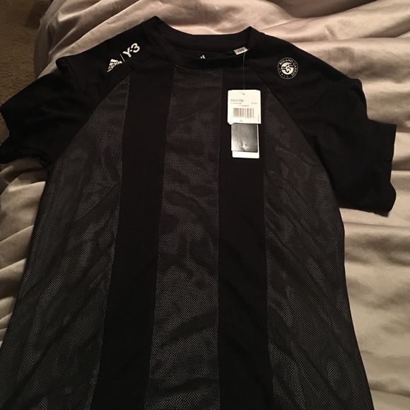 NEVER WORN ROLAND GARROS ADIDAS TENNIS TEE - Picture 1 of 3