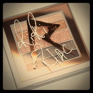 RiRi Holiday (Last Year) Eyeshadow Pallet
