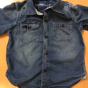Toddler Boy size 3t Gap jean shirt