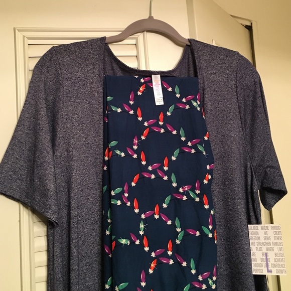 Lularoe TC Christmas light legging outfit