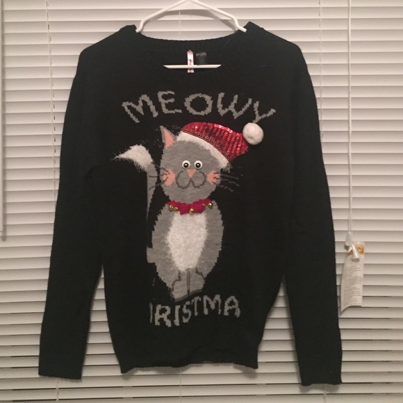 Meowy Christmas sweater 😻
