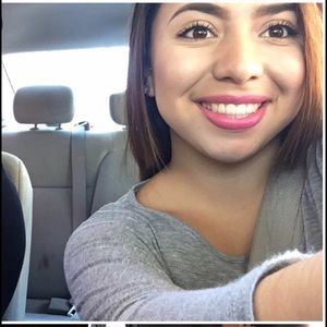 Meet your Posher, Lesley