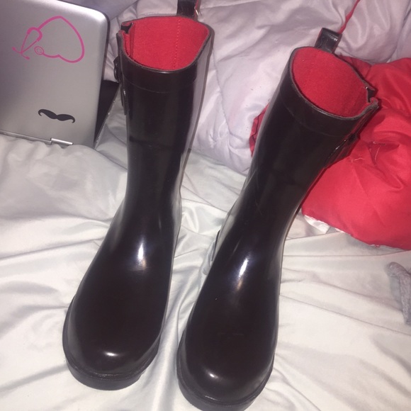 Black rain boots