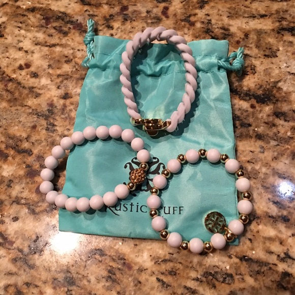 Rustic cuff set