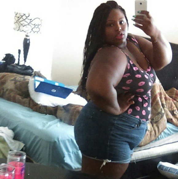 Cut-off shorts