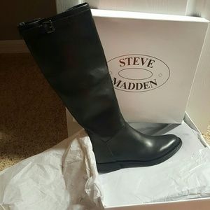 Steve Madden black leather boots