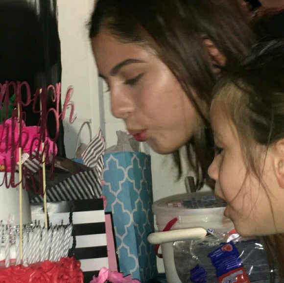 Meet your Posher, Caroline - Picture 6 of 6