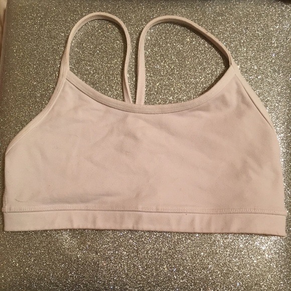 Lululemon sports bra