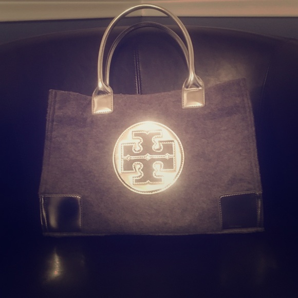 Tory butch purse