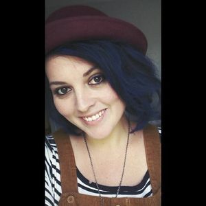 Meet your Posher, Kristin