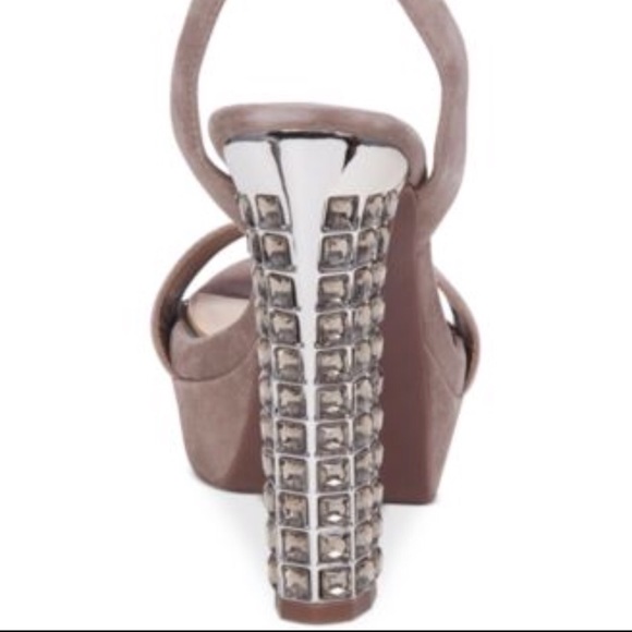 JS Banda Slater Heels Size 10