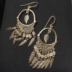 Vintage bronze feather earrings!