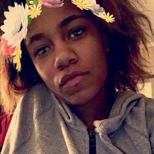 Meet your Posher, Persophoni