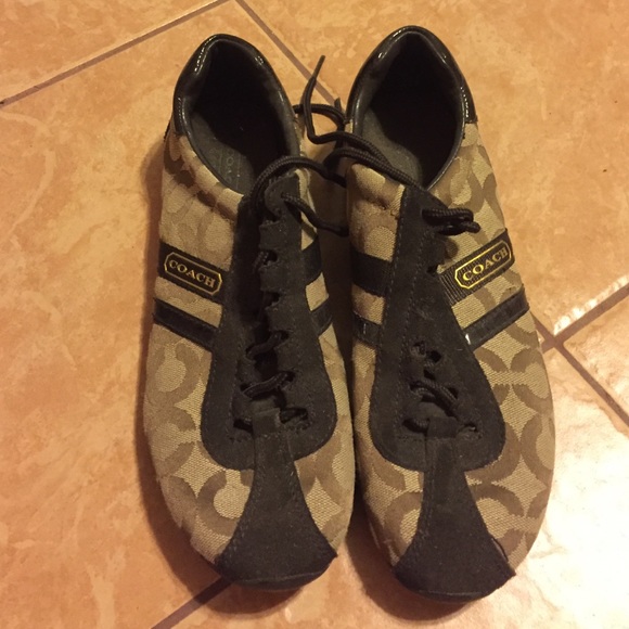 Coach gym shoes - Picture 1 of 1
