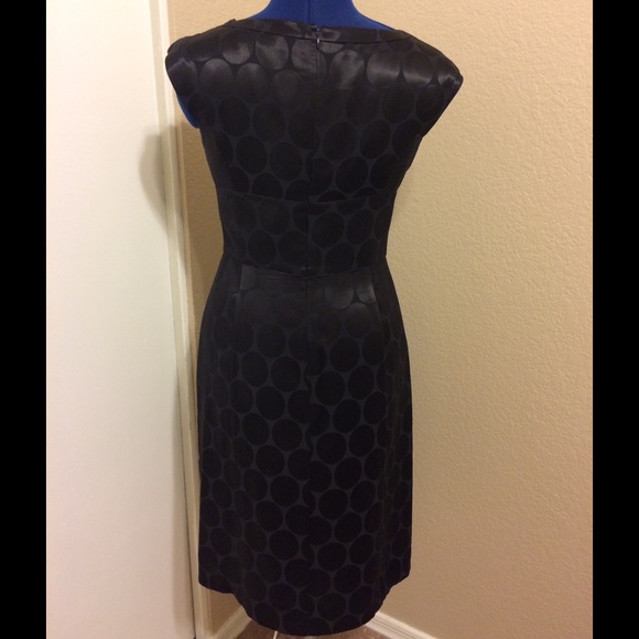 🆕LISTING🆕 BANANA REPUBLIC cocktail dress - Picture 2 of 3