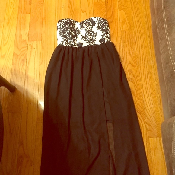 Chiffon dress - Picture 1 of 4