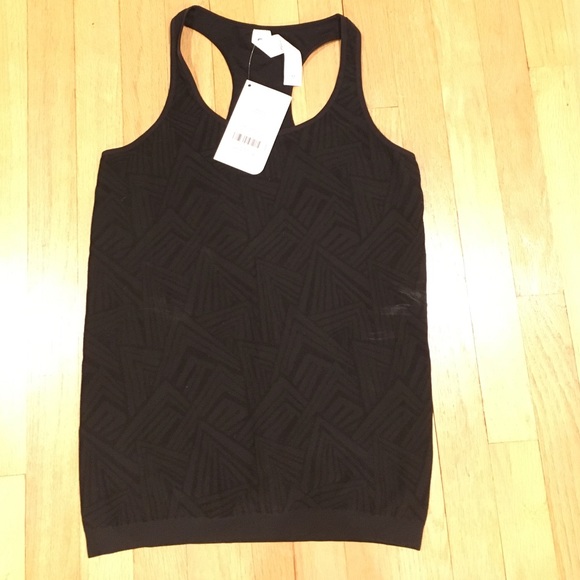 Fabletics fitted racerback workout tank